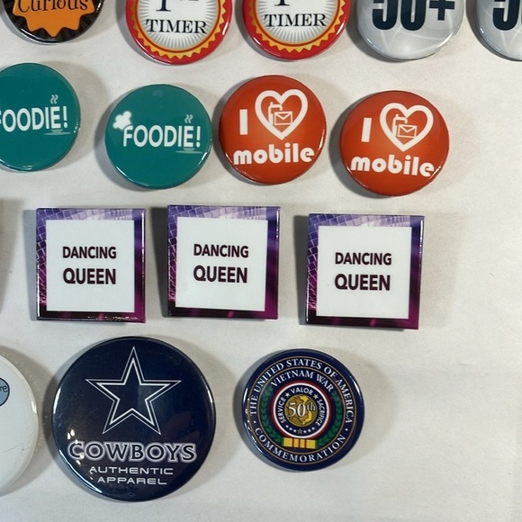 39 various pin-on buttons pins - Picture 5 of 5